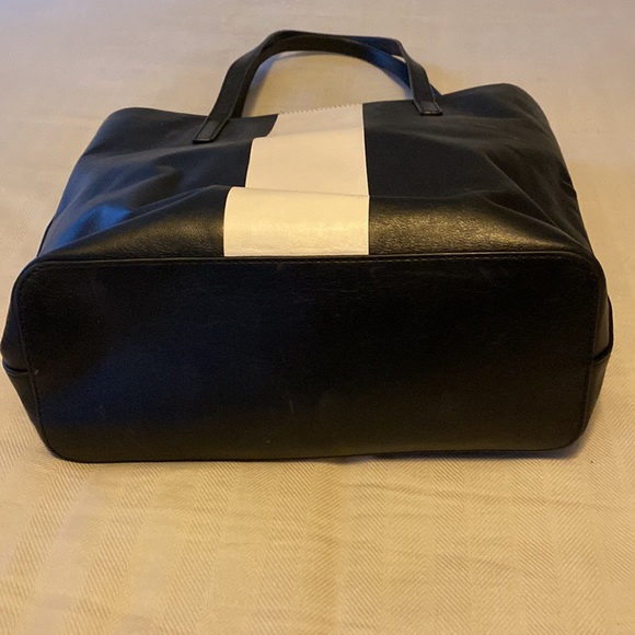 Michael Kors tote - Picture 5 of 6